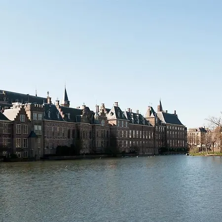 Hotel Des Indes 5*