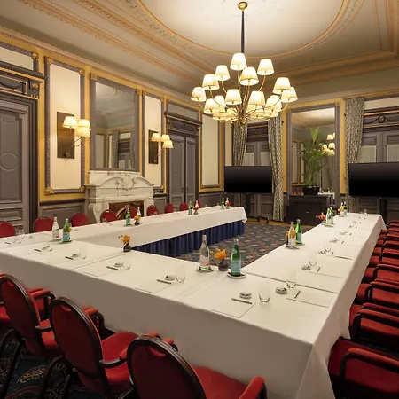 Des Indes - The Leading Of The World