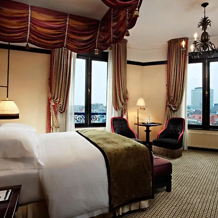 Hotel Des Indes