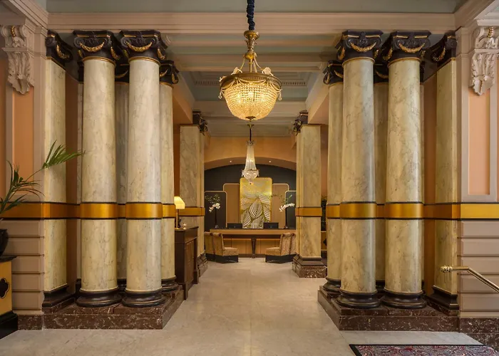 Des Indes 5* La Haya