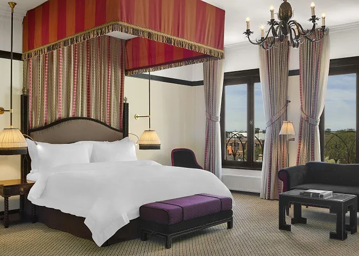 Des Indes 5* La Haya