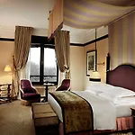 Hotel Des Indes 5*