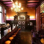 Hotel Des Indes 5*