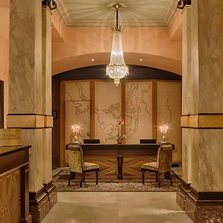Hotel Des Indes